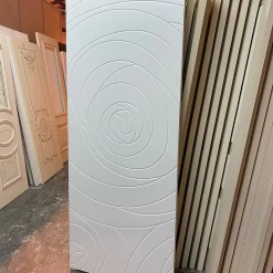 درب مدرن سفید طرح برجسته دایره‌ای