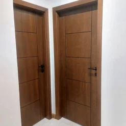 درب اتاقی چوبی مدرن با طرح افقی کد 30506 3 درب ورودی چوبی مدرن با طرح افقی و فریم همرنگ کد 30506