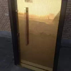 درب ضد سرقت استیل طلایی ساده خطدار با قاب مشکی مدرن کد 30192 3 خرید درب ضد سرقت استیل طلایی ساده خطدار | قاب مشکی مدرن — FanoosDesign