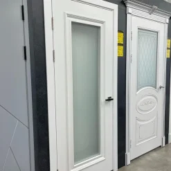 درب MDF سفید شیشهخور مدل فریم برجسته مدرن کد 30282 3 درب MDF سفید شیشهخور مدل فریم برجسته مدرن