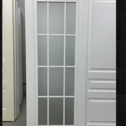 درب سفید شیشهای طرح کلاسیک کد 30659 5 White glass door 1 1 | فانوس دیزاین تولید کننده انواع درب اتاق ، ضد سرقت، درب ورودی و ضد آل