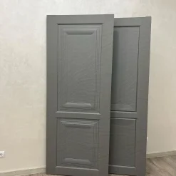 درب داخلی کلاسیک طوسی مدل پانل برجسته کد 30592 8 درب داخلی کلاسیک طوسی