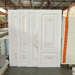 درب لوکس سفید با تزئینات طلایی مدل کلاسیک کد 30564